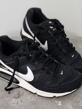 Nike Black and White Air Max Sneakers